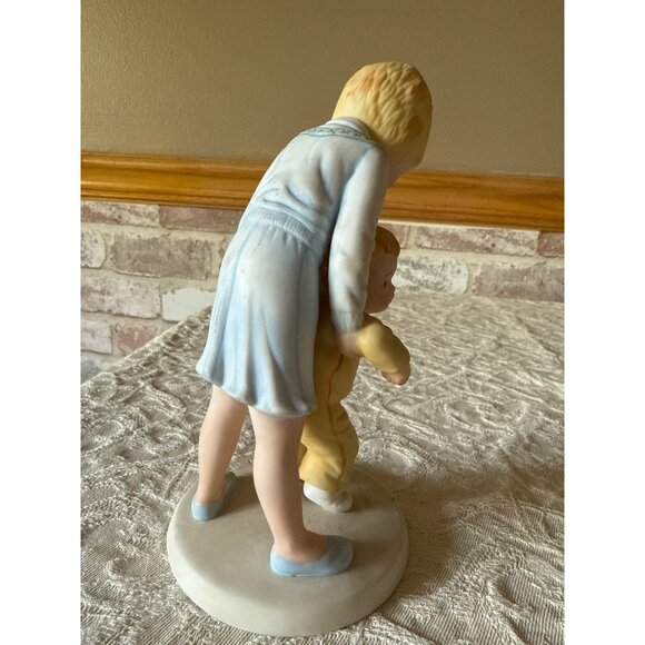 Helping Hands from A Childs World' by Frances Hook 1980 Roman Inc #2091 - Picture 4 of 16